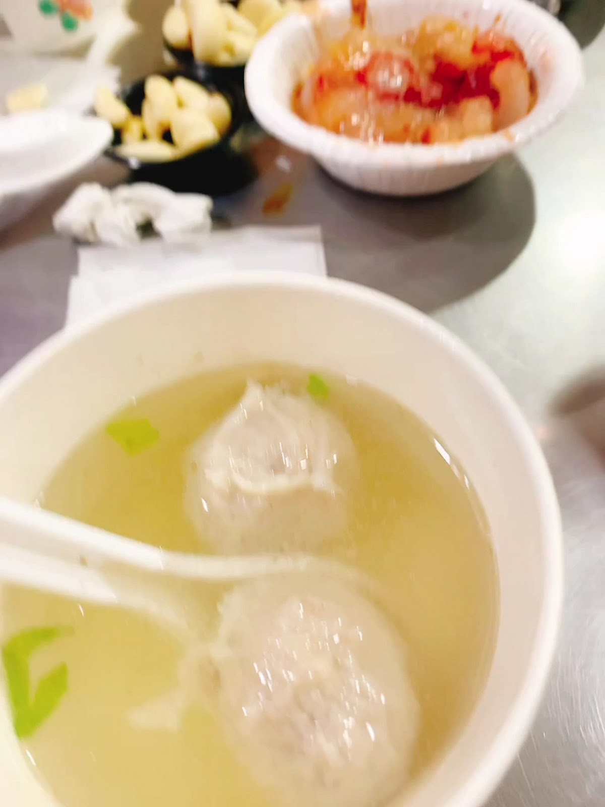 鷹王肉圓魚丸湯特寫
