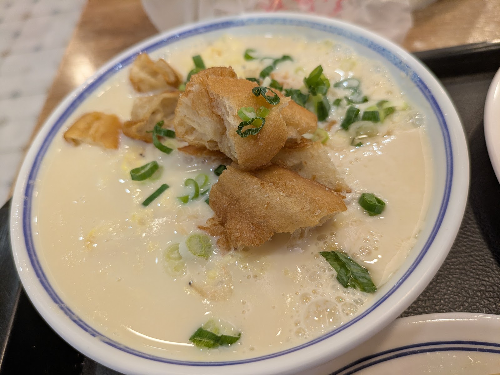 世界豆漿大王鹹豆漿加油條與蔥花