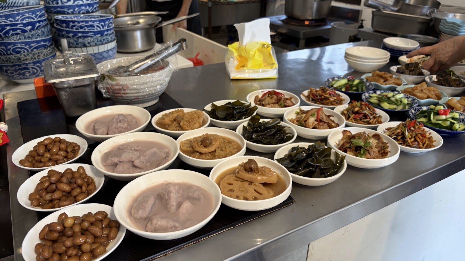 鄧新鐘牛肉麵店面環境